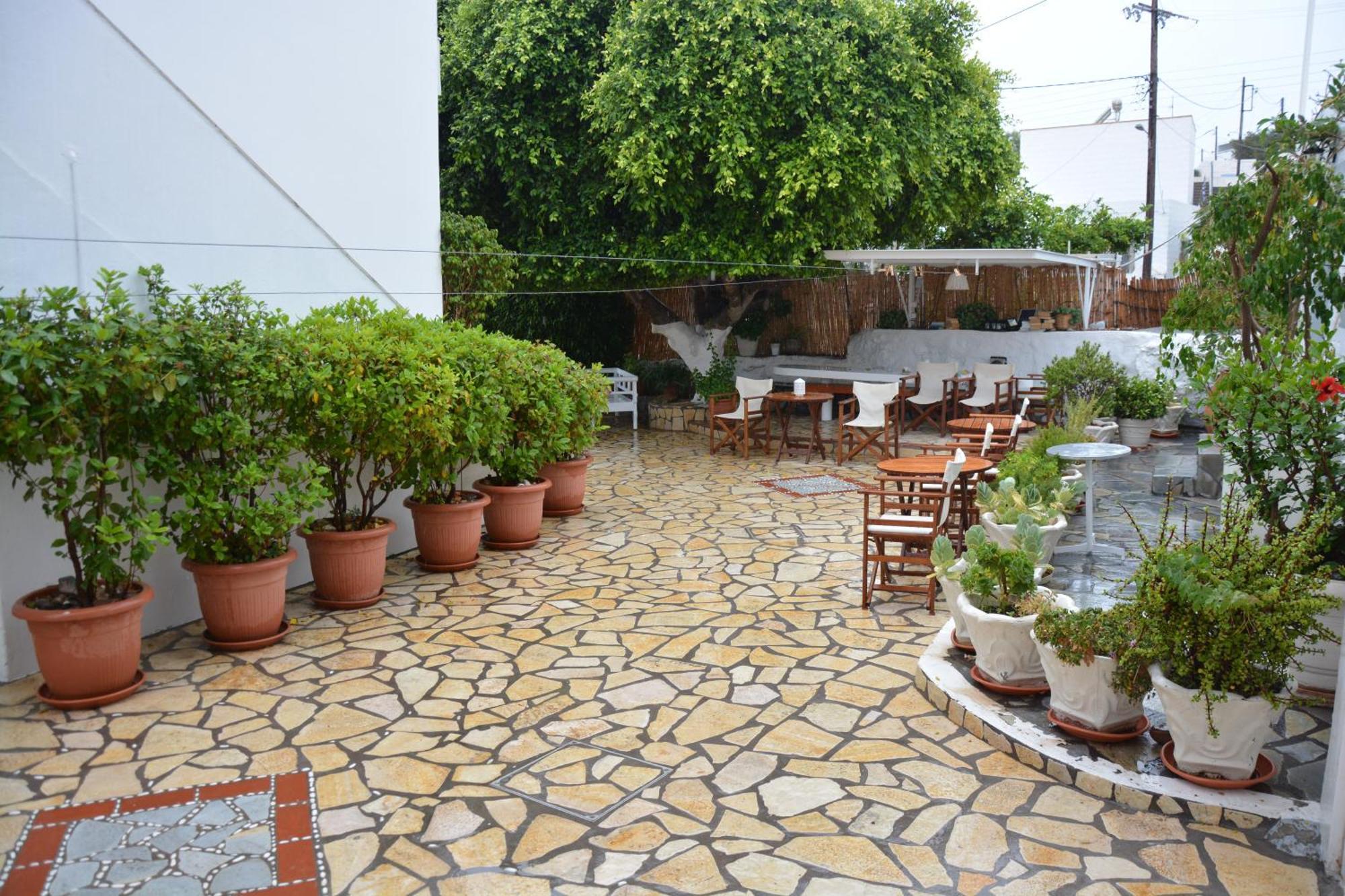 Stefanos Katsaros Studios Скала Номер фото